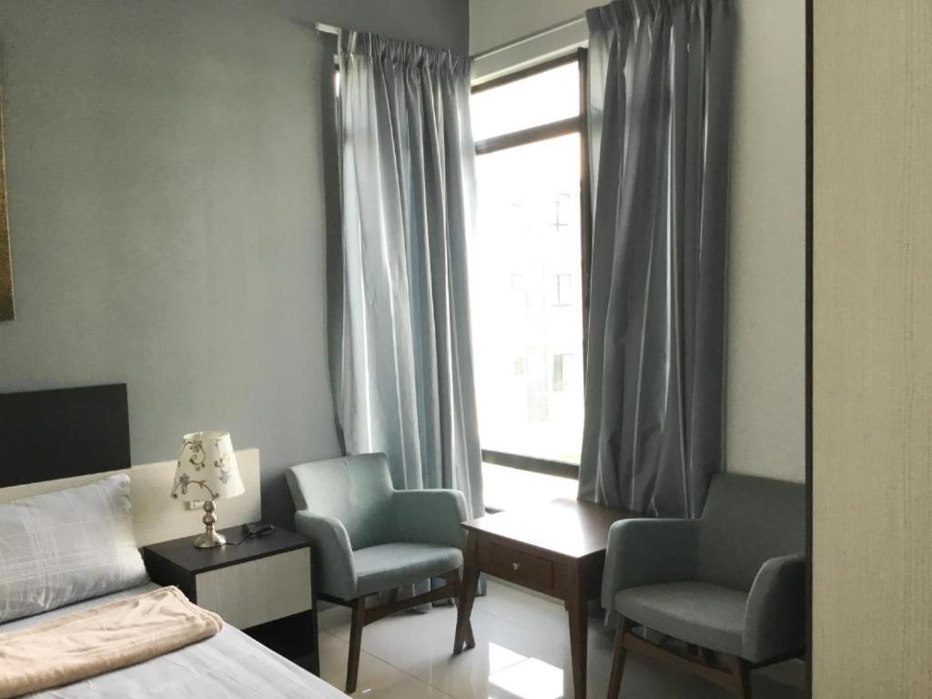 The Meadow Park Appartement Kampar Buitenkant foto