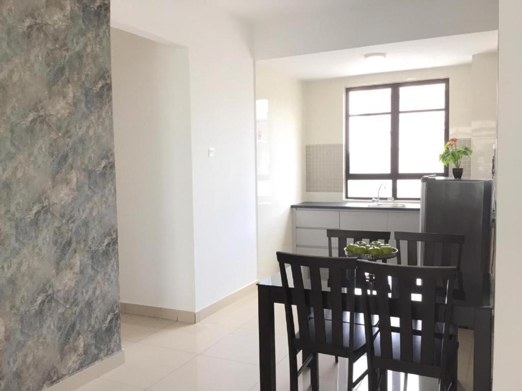 The Meadow Park Appartement Kampar Buitenkant foto