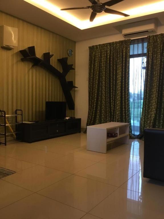 The Meadow Park Appartement Kampar Buitenkant foto